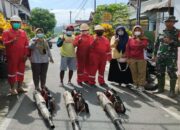 Antisipasi Demam Berdarah Babinsa Bersama Tim Kesehatan Puskesmas Melaksanakan Fogging Dan Sosialisasi Di Sananwetan