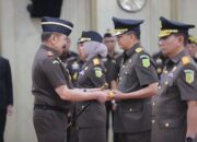 Lantik 6 Kepala Kejaksaan Tinggi, Jaksa Agung Ajak Jajaran Turut Jaga Kepercayaan Publik dengan Sikap Integritas