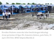 Presiden Prabowo Tebar Benih Padi Dengan Teknologi Drone Pertanian