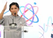 Menkomdigi Meutya Hafid Umumkan Migrasi e-SIM Demi Ruang Digital yang Aman