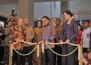 Menteri Kebudayaan Resmi Membuka Pameran “SUNTING: Jejak Perempuan Indonesia Penggerak Perubahan”