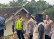 4 Rumah Berada Tepat Di Sisi Lokasi Pergeseran Tanah, Dicek Langsung Forkopimcam Cisarua dan BPBD Sumedang*