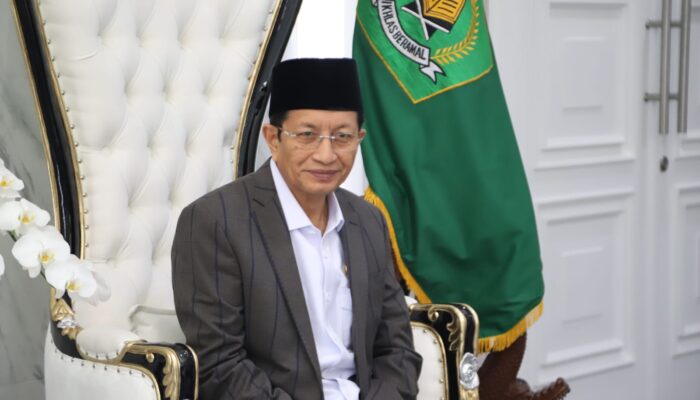 Menag Nasaruddin Umar: Waisak Momentum Menanamkan Kebajikan dan Wujudkan Perdamaian Dunia