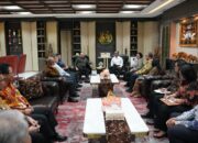 Jaksa Agung Terima Kunjungan Mendiktisaintek Dalam Rangka Kerja Sama Pendampingan Program Bidang Pendidikan Tinggi