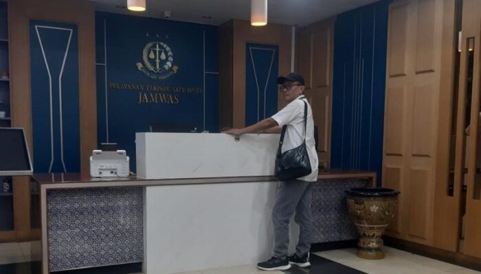 MJKS Desak Kejagung Ambil Alih Kasus Korupsi Unsrat dan Usut Dugaan Keterlibatan Adik Rocky Gerung  