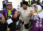 Lepas Jemaah Asal Jakarta, Menag Sampaikan Doa Presiden untuk Jemaah Haji