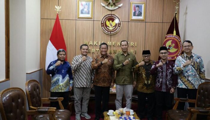 Kemhan dan Kemdiktisaintek Bahas Kolaborasi dalam Program KKN di Wilayah Perbatasan