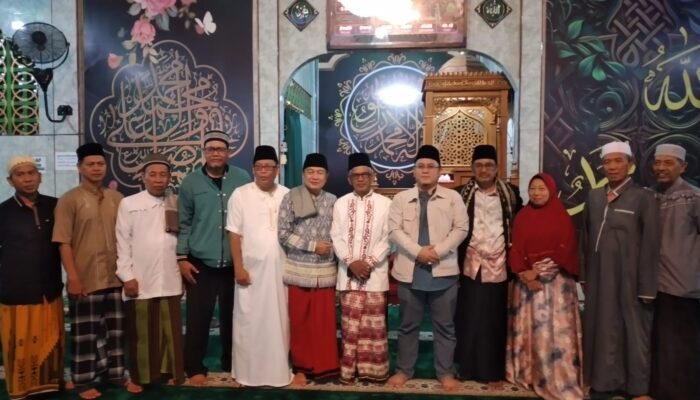 Sultan Palembang Darussalam, Sultan Mahmud Badaruddin (SMB) IV Jaya Wikrama RM Fauwaz Diradja SH Mkn menggelar acara halal bi halal dan silaturahmi zuriat Palembang di kabupaten Kepahiang, Provinsi Bengkulu