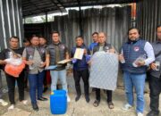 Operasi Gabungan Polisi Gerebek Gudang Produksi Miras Ilegal