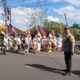 Bhabinkamtibmas Desa Kediri Lakukan Pengamanan Rangkaian Upacara Piodalan di Pura Desa Lan Puseh Desa Adat Kediri