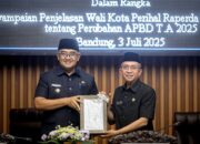 Wali Kota Bandung Sampaikan Penjelasan Raperda Perubahan APBD 2025