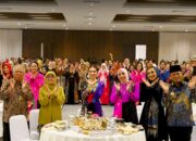 Ibu-Ibu Solidaritas Perempuan untuk Indonesia era Kabinet Merah Putih (Seruni KMP) dan Otorita IKN melaksanakan aksi penanaman pohon di Plaza Bhineka Tunggal Ika