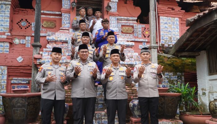 Kapolda Jabar Ziarah ke Makam Sunan Gunung Jati di Cirebon