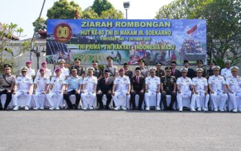 Ziarah Ke Makam Bung Karno, TNI Peringati HUT Ke 80 Dengan Semangat Kebangsaan