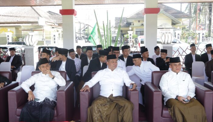 Peringati Hari Santri Nasional 2025, Kota Blitar Gaungkan Semangat Mengawal Indonesia Merdeka Menuju Peradaban Dunia