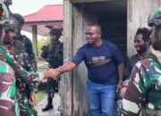 Satgas Pamtas RI-PNG Kewilayahan Yonif 763/SBA Pos Aisyo Laksanakan Anjangsana di Kampung Aisyo