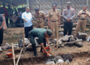 Danramil Hadiri Peletakan Batu Pertama Pembangunan Rumah Layak Huni Milik Pujiyanti