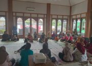 Babinsa Jayengan Dampingi Posyandu Ndulang Bareng Dalam Penanganan Stunting