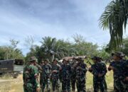 Personel Kodam XIX/Tuanku Tambusai Hadir Berikan Rasa Aman kepada Masyarakat TNTN di Desa Lubuk Bunga, Ukui