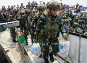 Danrem 143/HO Pimpin Upacara Pengantaran Satgas Pamtas RI–PNG Mobile Yonif 725/Woroagi