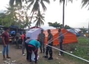 Pos Koramil Lapang Kawal Pemasangan 30 Unit Tenda Besar BNPB di Kuala Cangkoi