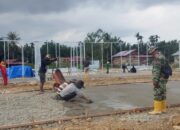 Pendampingan TNI Percepat Pembangunan Huntara di Desa Lubuk Pusaka