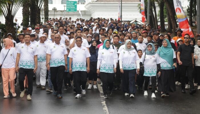 Semarak HPN 2026, Ribuan Peserta dan Wartawan Seluruh Indonesia Ikuti Jalan Sehat di BANTEN