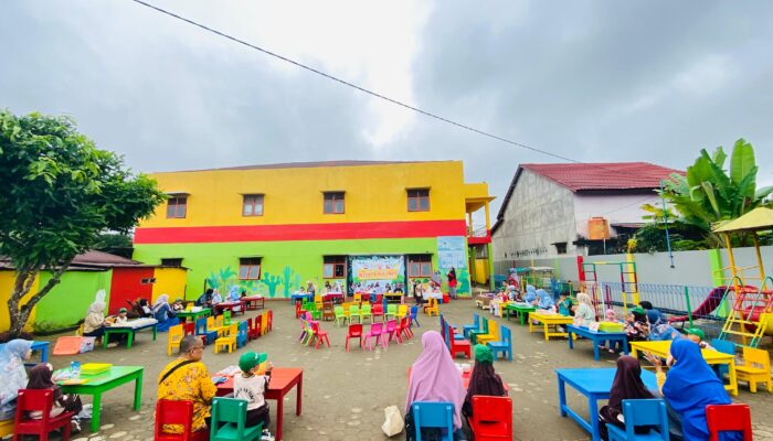 Bermuamalah Sambil Bersedekah