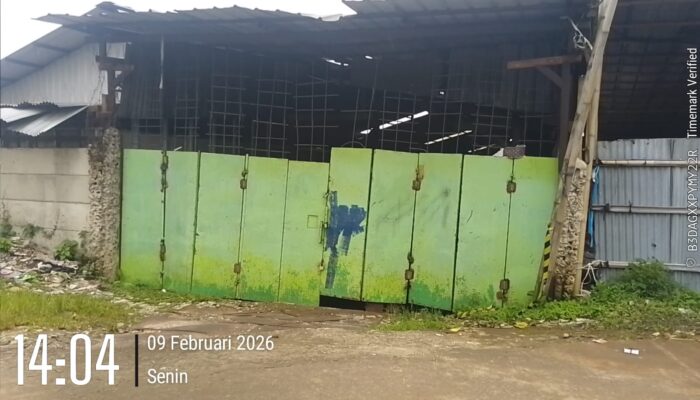 Gudang Limbah Busa di Desa Saga Diduga Ilegal, Ancam Kesehatan dan Keselamatan Warga