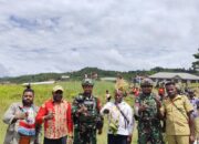 Satgas Yonif 751/VJS Sambut Kunjungan Anggota DPRD Pegunungan Bintang di Distrik Tarup: Salurkan Bantuan untuk Masyarakat