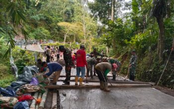 Bulan Puasa Bukan Penghalang Dalam Kemanunggalan TNI Dan Warga Di Lokasi TMMD 127 Kodim Wonogiri