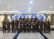 KEPALA KEJAKSAAN TINGGI KALIMANTAN TIMUR MELAKUKAN PELANTIKAN, DAN PENGAMBILAN SUMPAH JABATAN, PEJABAT ESELON III DILINGKUNGAN KEJATI KALTIM