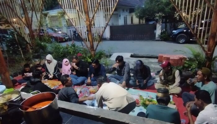 Ramadan Penuh Berkah, Bank Sampah Sehati Beringin Bukber Bersama TJSL PUSRI dan Rekan Media
