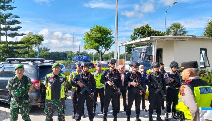 Patroli Ketat TNI-Polri di Rest Area, Pemudik Dibuat Aman dan Nyaman