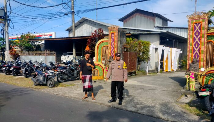 Pelayanan Bhabinkamtibmas Desa Petiga Pengamanan Kegiatan Manusia yadnya Pernikahan