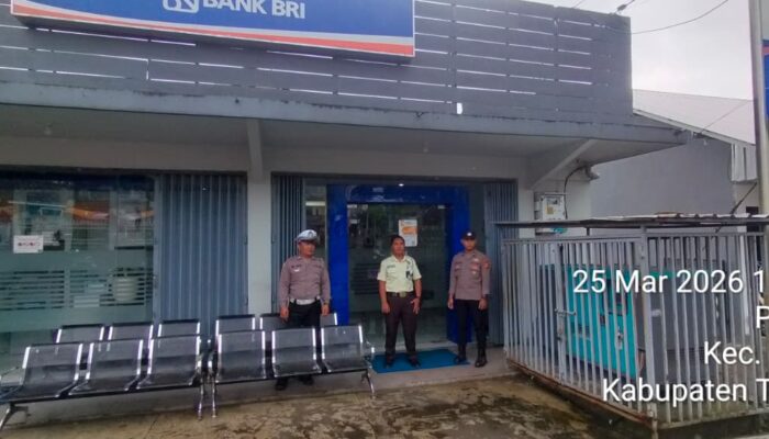 Patroli Dialogis Siang Hari, Polsek Pupuan Sambangi Pertokoan hingga Pemukiman Warga Jaga Harkamtibmas