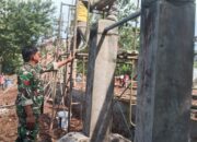 Pastikan Berjalan Lancar, Babinsa Dampingi Pembangunan KDKMP