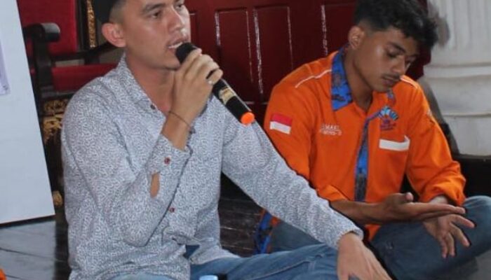 Aman Tubillah, S.Hum. Aktivis Budaya : Soroti Penggunaan Busana Aesan Paksangko sebagai Konten Viral yang Dinilai Cederai Nilai Adat dan Budaya Palembang