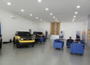 VF3 Curi Perhatian di Graha Bintaro, Kolaborasi Seni dan Otomotif Jadi Daya Tarik Warga