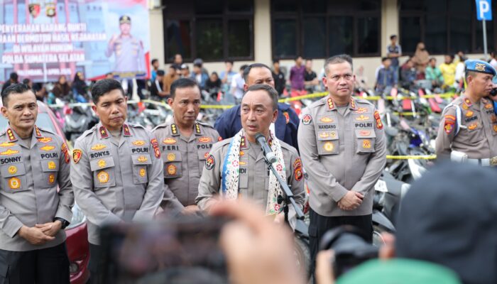Kapolda Sumsel Serahkan 497 Kendaraan Hasil Curanmor, Bukti Nyata Pemulihan Hak Korban