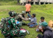 Pos Okpol Yonif 751/VJS Bersama Pos Brimob RRI Laksanakan Patroli dan Anjangsana di Kampung Polsam