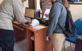 Pelayanan SPKT Polsek Baturiti Bantu Warga Urus Kehilangan Buku Tabungan