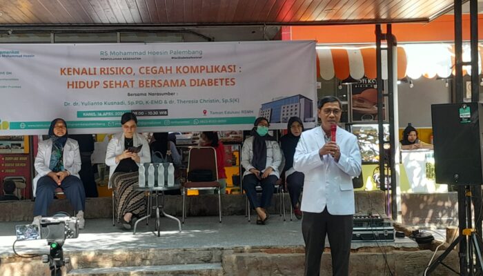 “Edukasi Kesehatan di RS Mohammad Hoesin: Cegah Komplikasi Diabetes Sejak Dini”