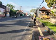 Cegah Kriminalitas, Perwira Pengawas Polsek Kediri Pimpin Pelaksanaan Blue Light Patrol (BLP)