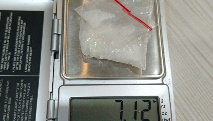 Polrestabes Palembang Gerebek Rumah di Keramasan Kertapati, 3 Paket Sabu 7,12 Gram Ditemukan di Samping Pelaku