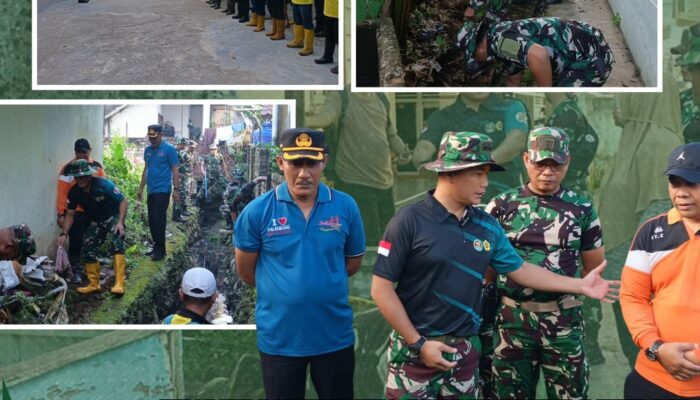 Karya Bakti TNI Antisipasi Banjir, Kodim 0418/Palembang Bersihkan Drainase dan Lingkungan Warga