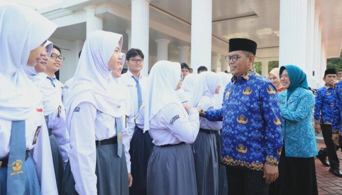 Peringati Hardiknas, Andra Soni Tegaskan Komitmen Pendidikan Merata di Banten