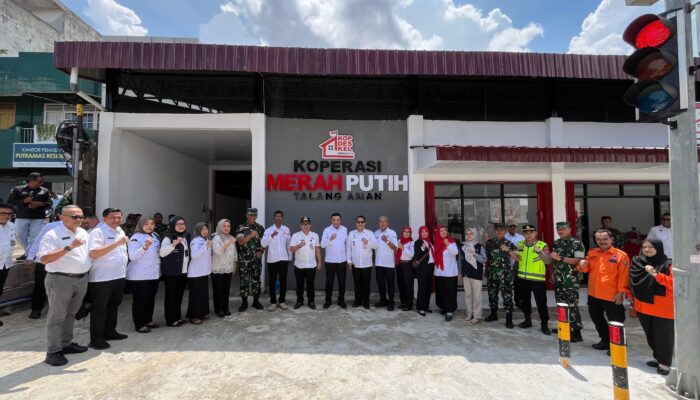 Menko Polkam RI Cek Langsung Program Prioritas Presiden Koperasi Merah Putih di Talang Aman kota Palembang