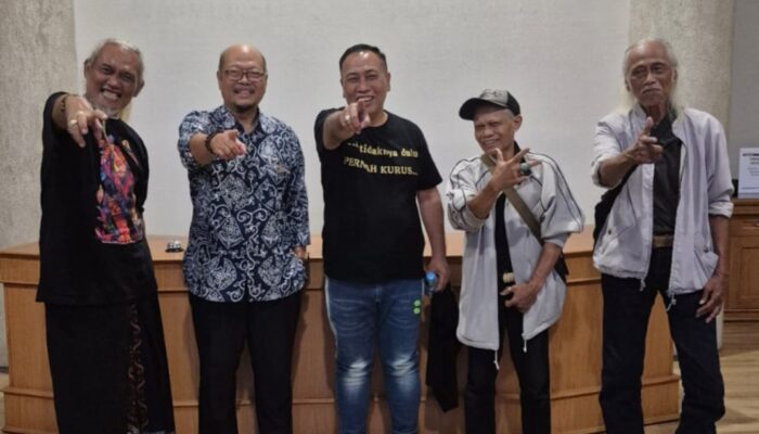 Pergelaran Puisi Negeri Retak, Ditampilkan di Purawisara Amphitheater Malioboro