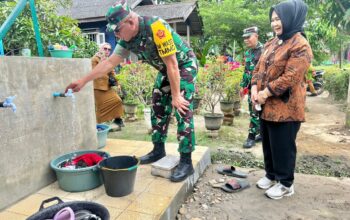 Uji Air Sumur Bor TMMD 128 Langkat ,Brigjen TNI Yanto : Air Segar dan Layak di Konsumsi 